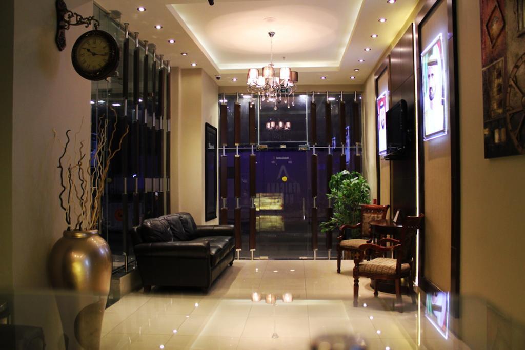Africana Hotel Dubai Ngoại thất bức ảnh