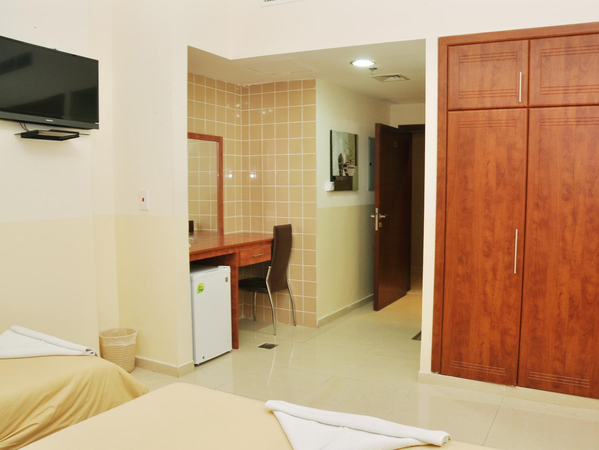 Africana Hotel Dubai Ngoại thất bức ảnh